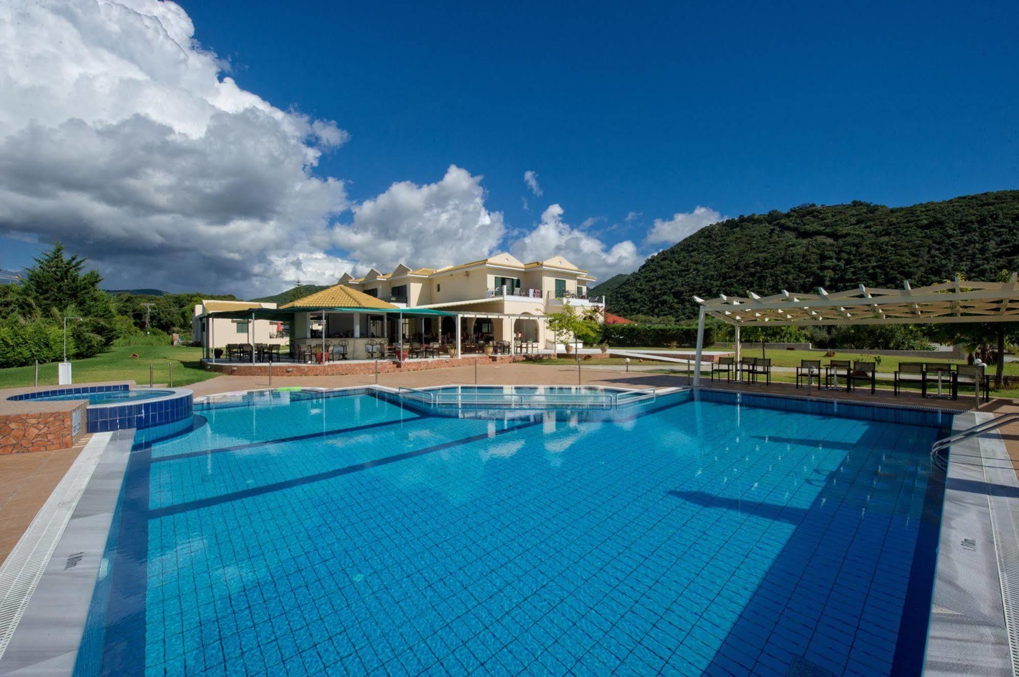 Coralli Hotel Пердіка Екстер'єр фото